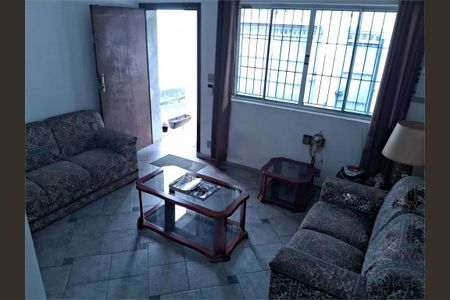 Casa à venda com 200m², 4 quartos e 4 vagas