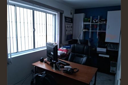 Casa à venda com 200m², 4 quartos e 4 vagas