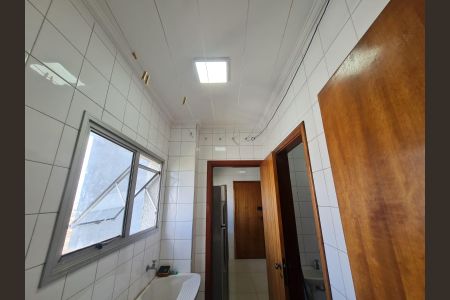 Apartamento à venda com 70m², 2 quartos e 1 vaga Apartamento à venda com 70m², 2 quartos e 1 vagaÁrea de Serviço