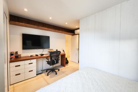 Apartamento à venda com 162m², 3 quartos e 1 vagaSuite 2