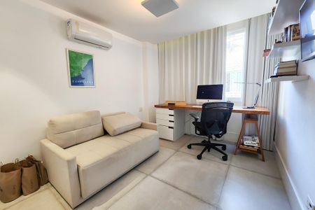 Apartamento à venda com 162m², 3 quartos e 1 vagaSuite 1