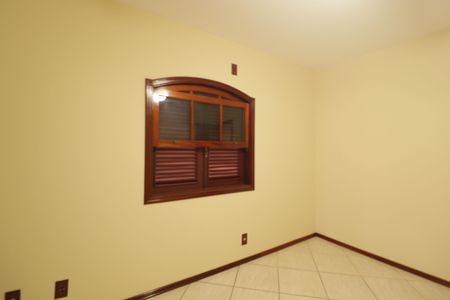 Casa à venda com 193m², 3 quartos e 2 vagasQuarto