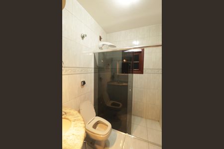 Casa à venda com 193m², 3 quartos e 2 vagasBanheiro