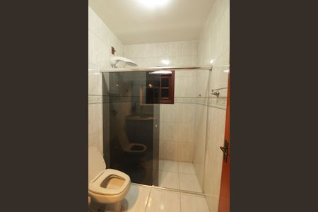 Casa à venda com 193m², 3 quartos e 2 vagasBanheiro