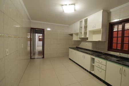 Casa à venda com 193m², 3 quartos e 2 vagasCozinha e Área de Serviço