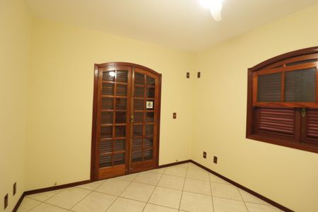 Casa à venda com 193m², 3 quartos e 2 vagasQuarto