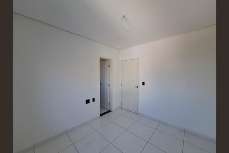 Casa de condomínio à venda com 64m², 2 quartos e 1 vagaQuarto 1