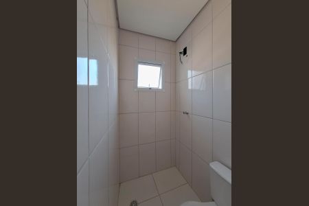 Casa de condomínio à venda com 64m², 2 quartos e 1 vagaBanheiro Quarto 1