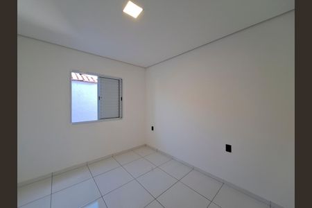 Casa de condomínio à venda com 63m², 2 quartos e 1 vagaQuarto 1