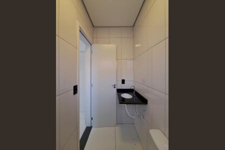 Casa de condomínio à venda com 63m², 2 quartos e 1 vagaBanheiro Quarto 1