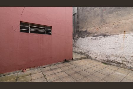 Casa à venda com 120m², 2 quartos e 1 vagaQuintal