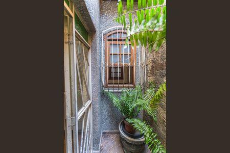 Casa à venda com 321m², 4 quartos e 5 vagas Casa à venda com 321m², 4 quartos e 5 vagasJardim de Inverno na Sala 1