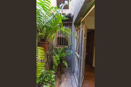 Casa à venda com 321m², 4 quartos e 5 vagas Casa à venda com 321m², 4 quartos e 5 vagasJardim de Inverno na Sala 1