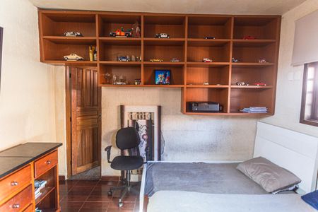 Casa à venda com 321m², 4 quartos e 5 vagas Casa à venda com 321m², 4 quartos e 5 vagasSuíte 1