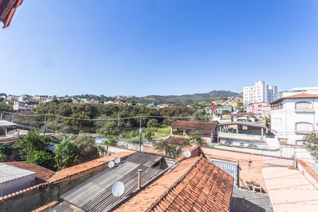 Casa à venda com 321m², 4 quartos e 5 vagas Casa à venda com 321m², 4 quartos e 5 vagasVista do Terraço/Área de Serviço