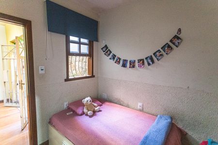 Casa à venda com 321m², 4 quartos e 5 vagas Casa à venda com 321m², 4 quartos e 5 vagasSuíte 2