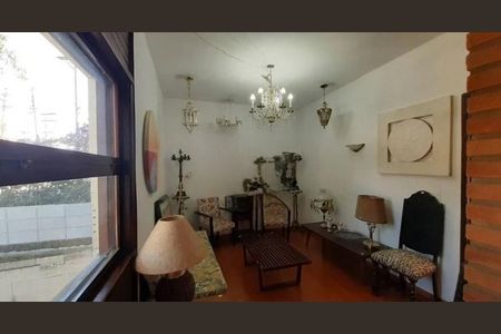 Casa à venda com 4 quartos, 160m² em Santo Amaro, São Paulo