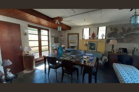 Casa à venda com 4 quartos, 160m² em Santo Amaro, São Paulo