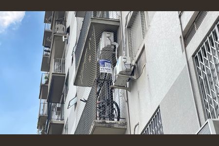 Apartamento à venda com 61m², 2 quartos e 1 vagaPlaquinha