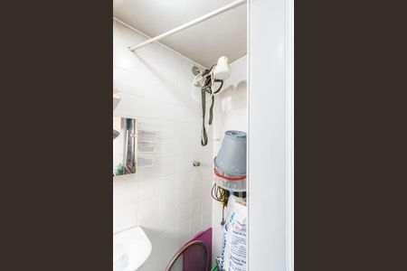 Apartamento à venda com 61m², 2 quartos e 1 vagaBanheiro de serviço