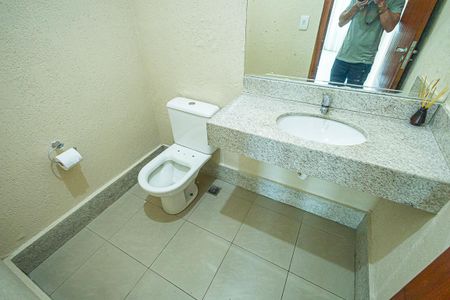 Casa à venda com 170m², 4 quartos e 3 vagasLavabo