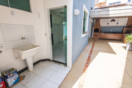Casa à venda com 170m², 4 quartos e 3 vagasÁrea de Serviço