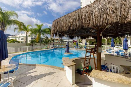 Apartamento à venda com 91m², 3 quartos e 2 vagasÁrea Comum Piscina