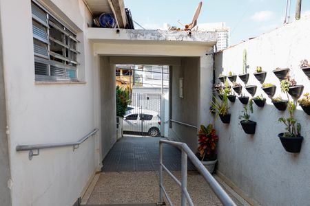 Casa à venda com 251m², 2 quartos e 2 vagasCorredor