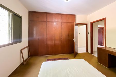 Casa para alugar com 75m², 2 quartos e 1 vaga Casa para alugar com 75m², 2 quartos e 1 vagaQuarto 1