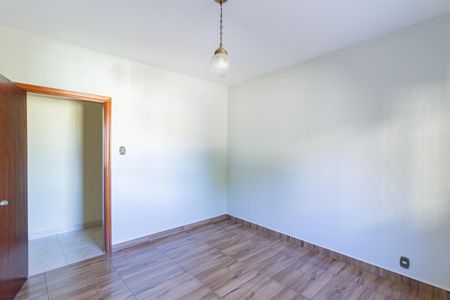Sala de casa para alugar com 2 quartos, 75m² em Jaraguá, São Paulo