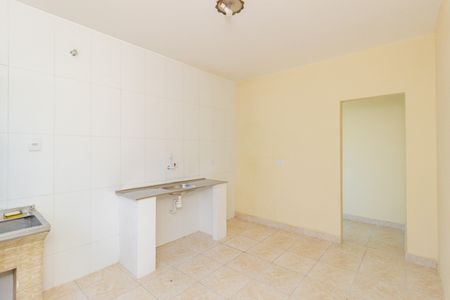 Cozinha de casa para alugar com 2 quartos, 75m² em Jaraguá, São Paulo