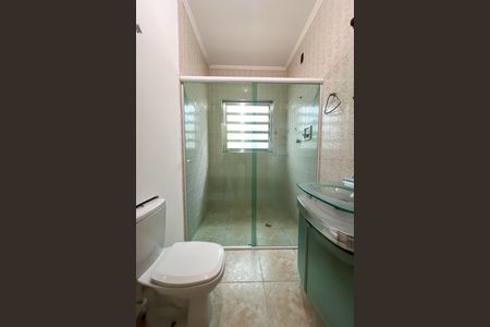 Casa para alugar com 75m², 2 quartos e 1 vaga Casa para alugar com 75m², 2 quartos e 1 vagaBanheiro