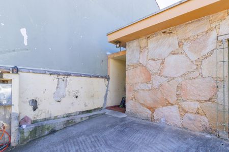 Entrada de casa para alugar com 2 quartos, 75m² em Jaraguá, São Paulo