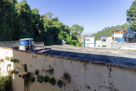 Vista Sala de casa para alugar com 2 quartos, 75m² em Jaraguá, São Paulo