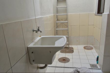 Casa de condomínio à venda com 100m², 3 quartos e 1 vagaÁrea de Serviço