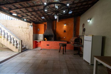 Casa à venda com 166m², 3 quartos e 2 vagasArea comum