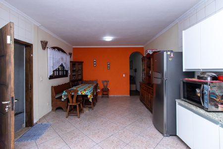 Casa à venda com 166m², 3 quartos e 2 vagasEdicula