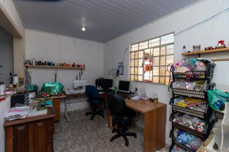 Casa à venda com 166m², 3 quartos e 2 vagasEdicula