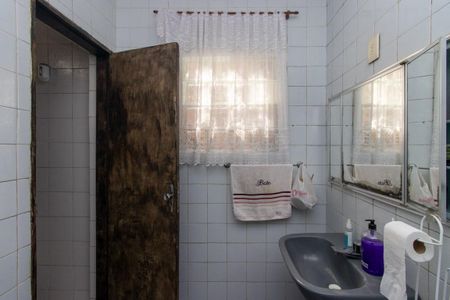 Casa à venda com 166m², 3 quartos e 2 vagasLavabo