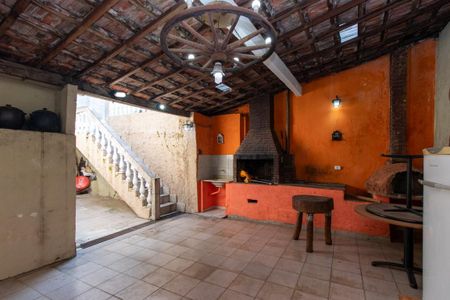 Casa à venda com 166m², 3 quartos e 2 vagasArea comum