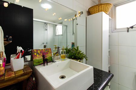 Apartamento à venda com 82m², 2 quartos e 2 vagas Apartamento à venda com 82m², 2 quartos e 2 vagasBanheiro