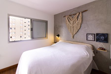Apartamento à venda com 82m², 2 quartos e 2 vagas Apartamento à venda com 82m², 2 quartos e 2 vagasSuíte