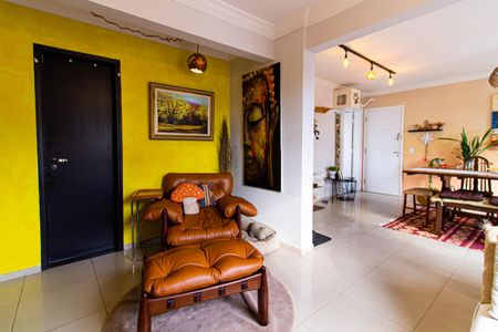 Apartamento à venda com 82m², 2 quartos e 2 vagas Apartamento à venda com 82m², 2 quartos e 2 vagasSala