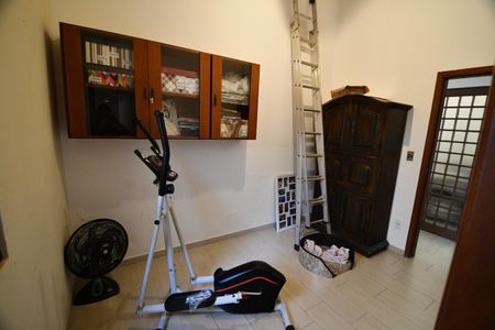 Casa à venda com 340m², 4 quartos e 2 vagasQuarto Suíte 4