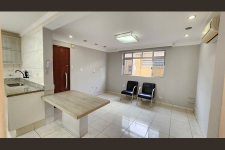 Apartamento para alugar com 70m², 2 quartos e 1 vaga Apartamento para alugar com 70m², 2 quartos e 1 vagaSala