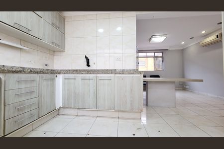 Apartamento para alugar com 70m², 2 quartos e 1 vaga Apartamento para alugar com 70m², 2 quartos e 1 vagaCozinha