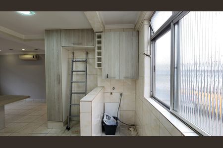 Apartamento para alugar com 70m², 2 quartos e 1 vaga Apartamento para alugar com 70m², 2 quartos e 1 vagaÁrea de Serviço