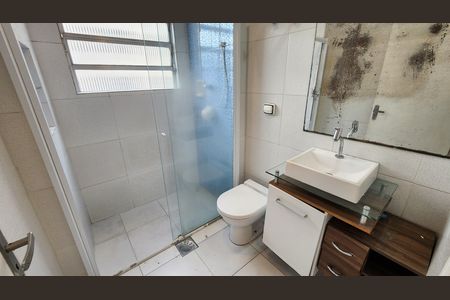 Apartamento para alugar com 70m², 2 quartos e 1 vaga Apartamento para alugar com 70m², 2 quartos e 1 vagaBanheiro