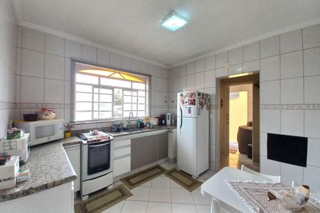Casa à venda com 419m², 4 quartos e 1 vagaCozinha