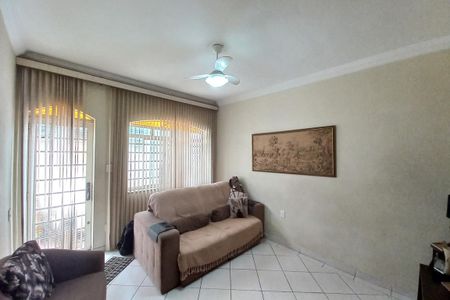 Casa à venda com 419m², 4 quartos e 1 vagaSala